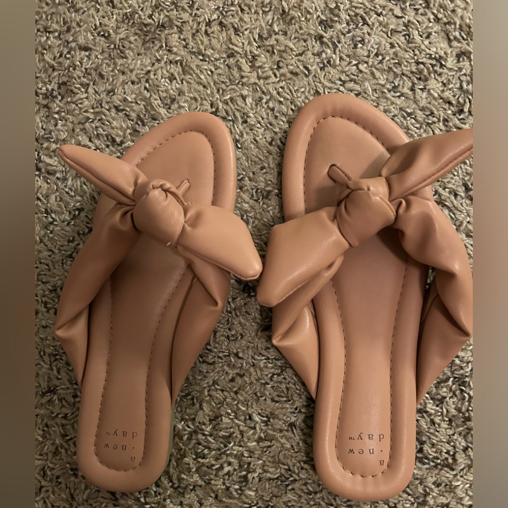 A New Day Bow Sandals